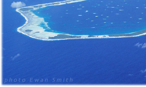 photo by Ewan Smith / Air Rarotonga