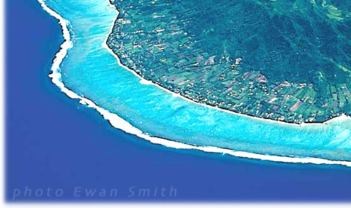 photo by Ewan Smith / Air Rarotonga